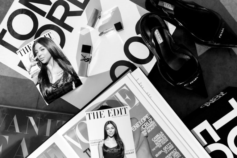 Meet the Magazine Booth: Your Wedding Just Went Viral