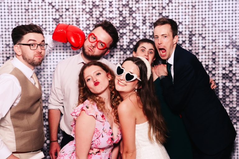 Your Wedding Photos Are Missing This